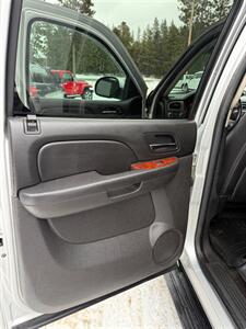 2014 GMC Yukon XL SLT - Photo 12 - Pequot Lakes, MN 56472