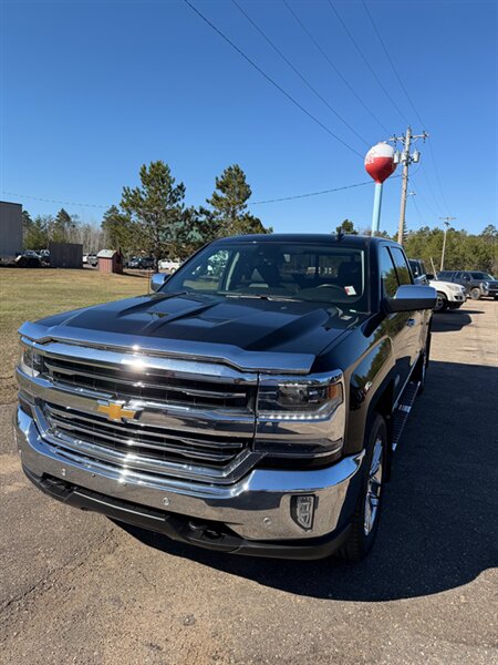 2017 Chevrolet Silverado 1500 High Country  