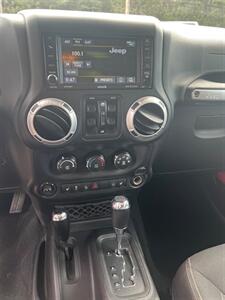 2016 Jeep Wrangler Unlimited Sahara   - Photo 11 - Pequot Lakes, MN 56472