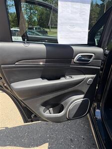 2015 Jeep Grand Cherokee Overland   - Photo 13 - Pequot Lakes, MN 56472