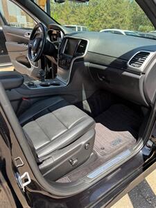 2015 Jeep Grand Cherokee Overland   - Photo 19 - Pequot Lakes, MN 56472