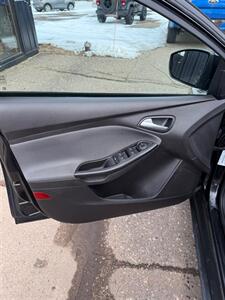 2014 Ford Focus SE   - Photo 9 - Pequot Lakes, MN 56472