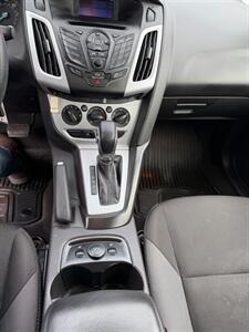 2014 Ford Focus SE   - Photo 11 - Pequot Lakes, MN 56472
