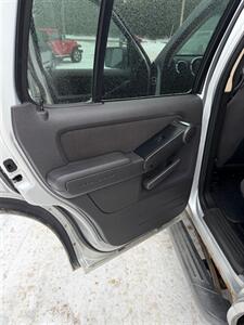 2010 Ford Explorer XLT - Photo 9 - Pequot Lakes, MN 56472