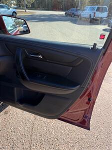 2016 Chevrolet Traverse LT - Photo 18 - Pequot Lakes, MN 56472