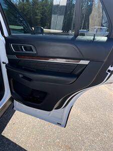 2016 Ford Explorer Platinum   - Photo 14 - Pequot Lakes, MN 56472