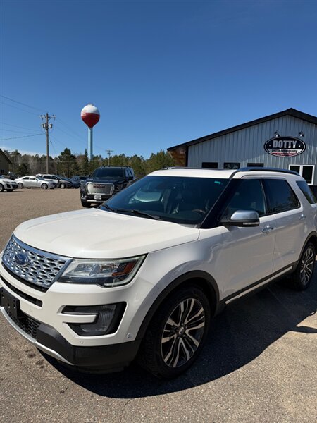 2016 Ford Explorer Platinum   - Photo 1 - Pequot Lakes, MN 56472