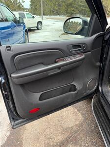 2008 GMC Yukon Denali   - Photo 9 - Pequot Lakes, MN 56472