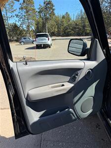 2006 Jeep Liberty Renegade   - Photo 9 - Pequot Lakes, MN 56472