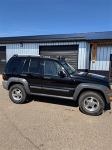 2006 Jeep Liberty Renegade   - Photo 4 - Pequot Lakes, MN 56472