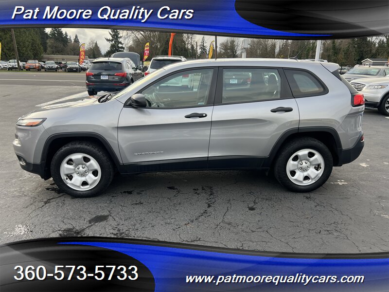 2016 Jeep Cherokee Sport  