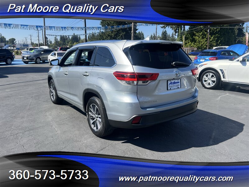 2018 Toyota Highlander XLE - Photo 3 - Vancouver, WA 98686