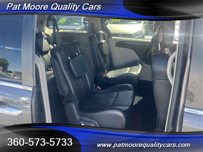 2016 Chrysler Town & Country Limited Platinum   - Photo 12 - Vancouver, WA 98686