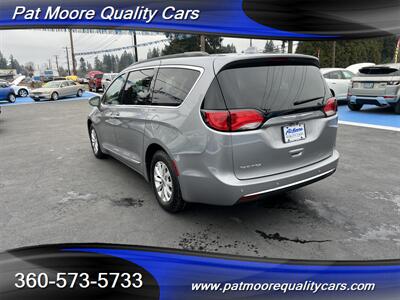 2017 Chrysler Pacifica Touring Plus   - Photo 3 - Vancouver, WA 98686