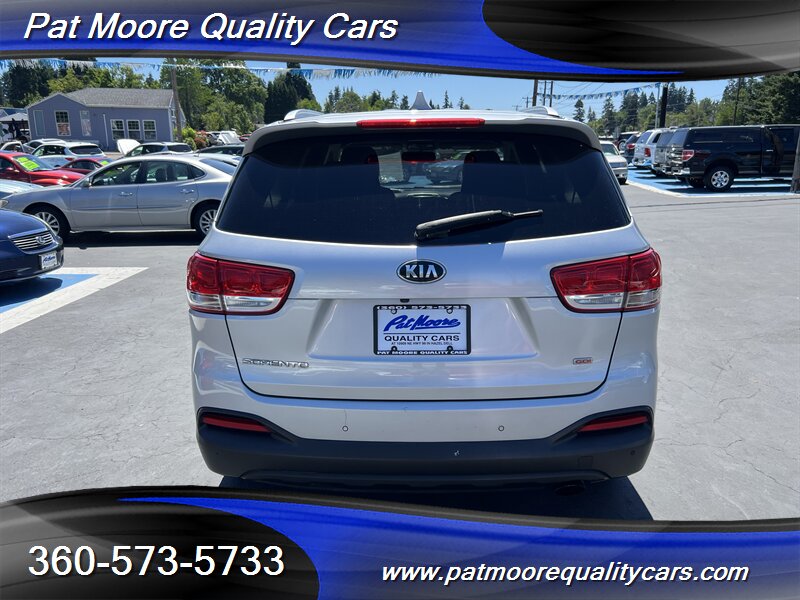2017 Kia Sorento LX - Photo 4 - Vancouver, WA 98686