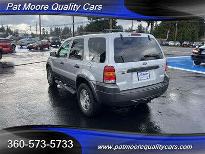 2005 Ford Escape XLT 4x4 V6 2 Owner  30 Service Records   - Photo 3 - Vancouver, WA 98686