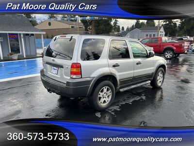 2005 Ford Escape XLT 4x4 V6 2 Owner  30 Service Records   - Photo 5 - Vancouver, WA 98686