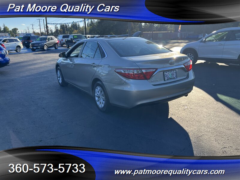2015 Toyota Camry LE - Photo 3 - Vancouver, WA 98686