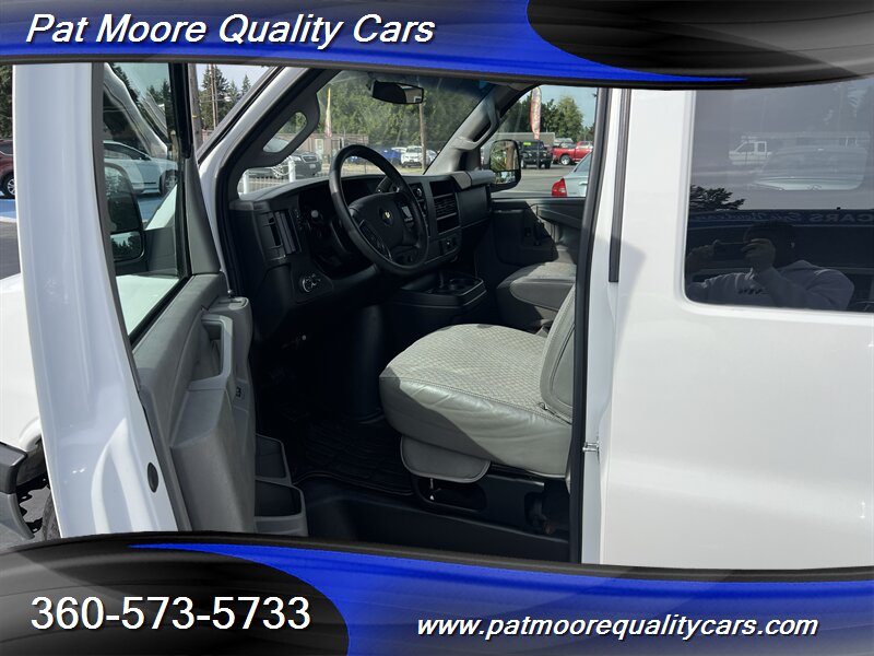 2016 Chevrolet Express LT 3500 - Photo 9 - Vancouver, WA 98686