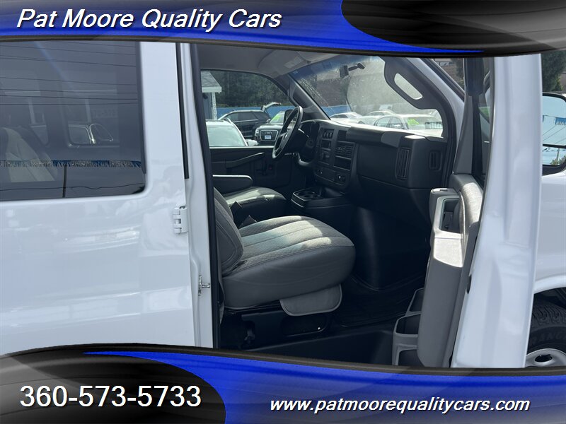 2016 Chevrolet Express LT 3500 - Photo 11 - Vancouver, WA 98686