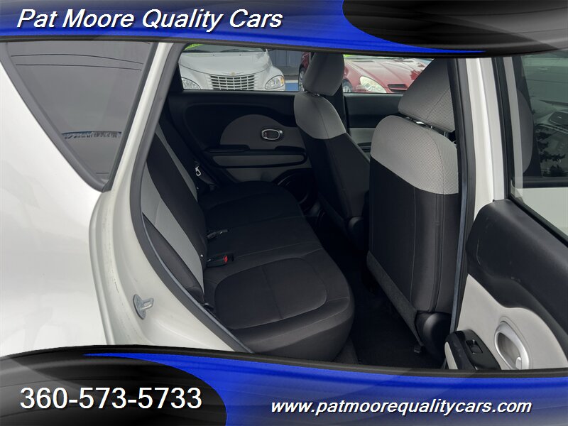2015 Kia Soul - Photo 12 - Vancouver, WA 98686