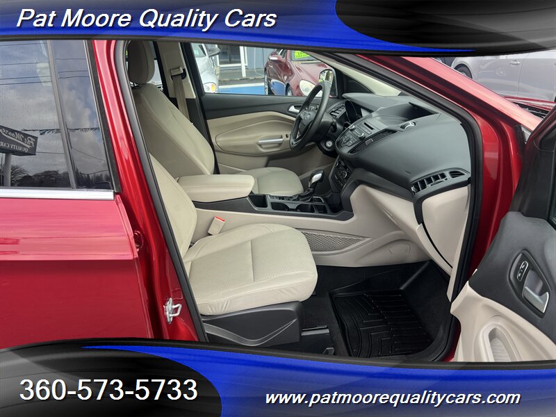 2018 Ford Escape SE Immaculate AWD w/only 76k mi. - Photo 12 - Vancouver, WA 98686