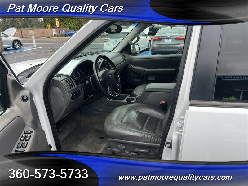 2002 Ford Explorer XLT 4dr XLT - Photo 8 - Vancouver, WA 98686