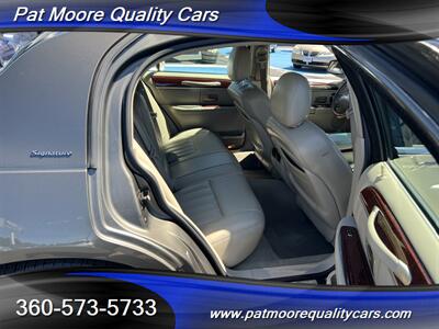 2003 Lincoln Town Car Signature   - Photo 7 - Vancouver, WA 98686