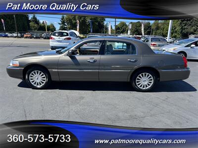 2003 Lincoln Town Car Signature   - Photo 2 - Vancouver, WA 98686
