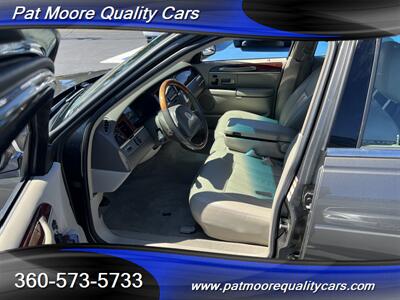 2003 Lincoln Town Car Signature   - Photo 12 - Vancouver, WA 98686