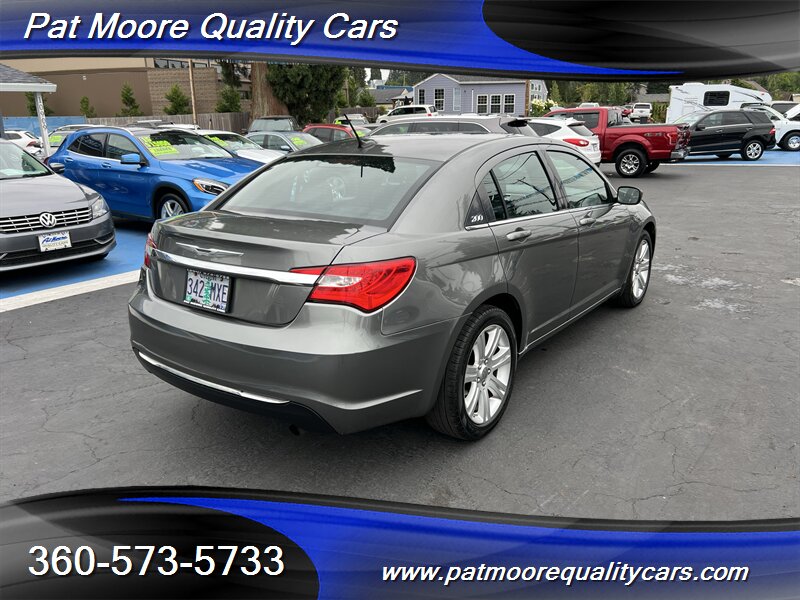 2013 Chrysler 200 Touring - Photo 5 - Vancouver, WA 98686