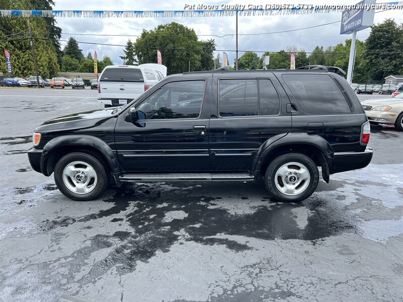 2000 INFINITI QX4 4dr  