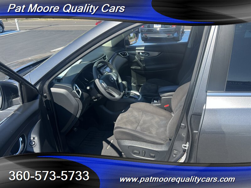 2016 Nissan Rogue S AWD Immaculate - Photo 9 - Vancouver, WA 98686
