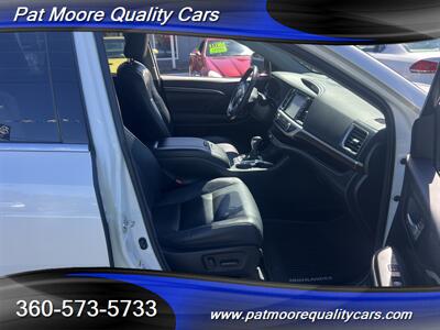 2014 Toyota Highlander Limited   - Photo 11 - Vancouver, WA 98686