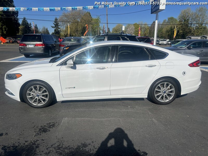 2017 Ford Fusion Hybrid SE  
