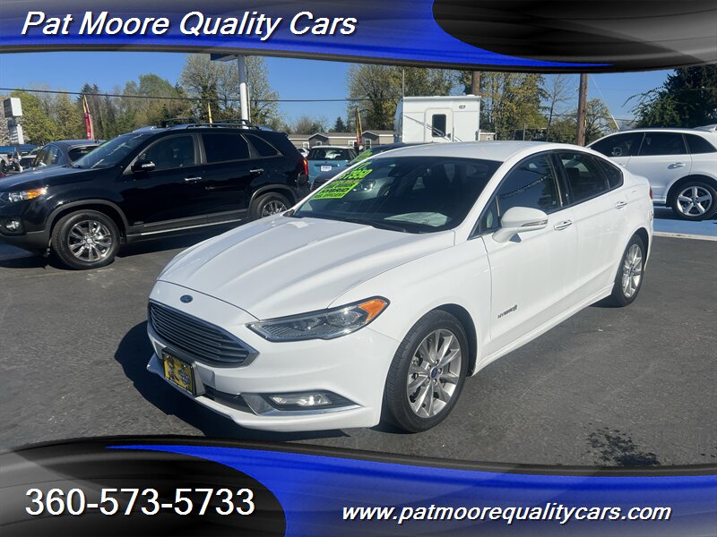 2017 Ford Fusion Hybrid SE   - Photo 1 - Vancouver, WA 98686