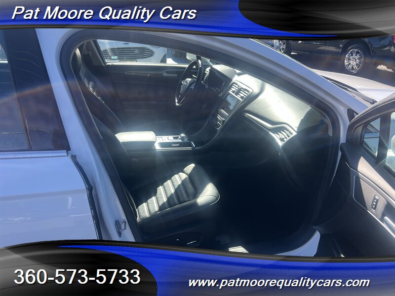 2017 Ford Fusion Hybrid SE - Photo 13 - Vancouver, WA 98686