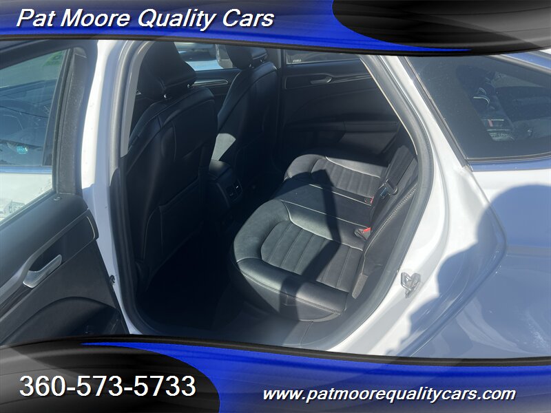 2017 Ford Fusion Hybrid SE - Photo 10 - Vancouver, WA 98686