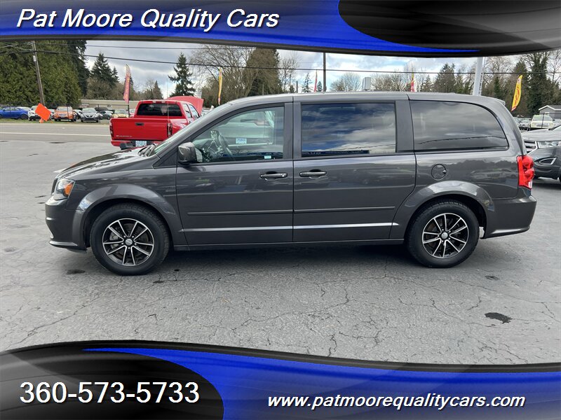 2017 Dodge Grand Caravan SE 7 Passenger Immaculate Condition  Low Miles Only 57k mi.