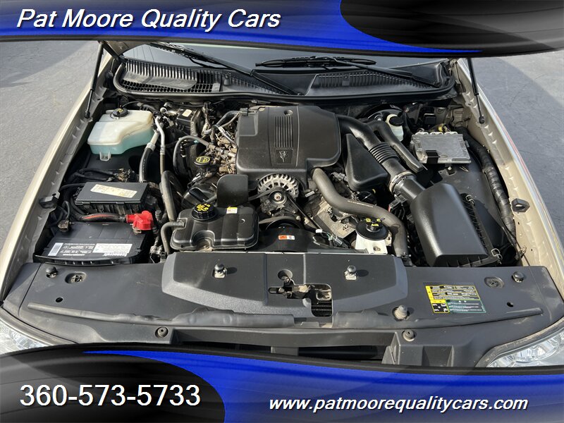 2005 Lincoln Town Car Signature Limited - Photo 14 - Vancouver, WA 98686