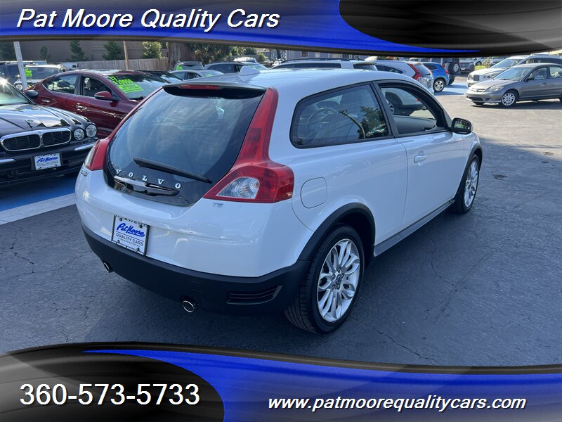 2009 Volvo C30 T5 Pristine *Rare* Fun Little Sporty Car - Photo 5 - Vancouver, WA 98686