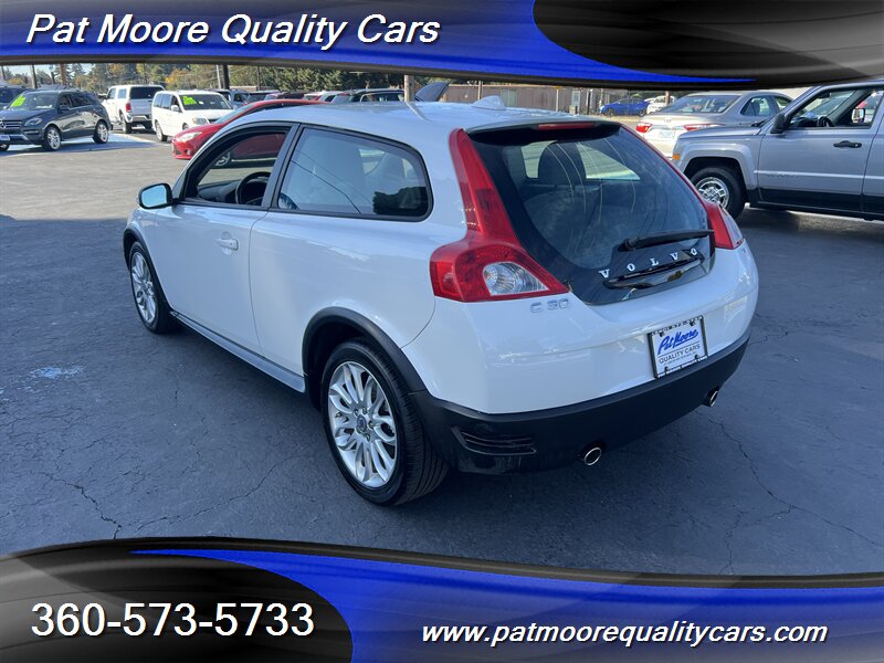 2009 Volvo C30 T5 Pristine *Rare* Fun Little Sporty Car - Photo 3 - Vancouver, WA 98686