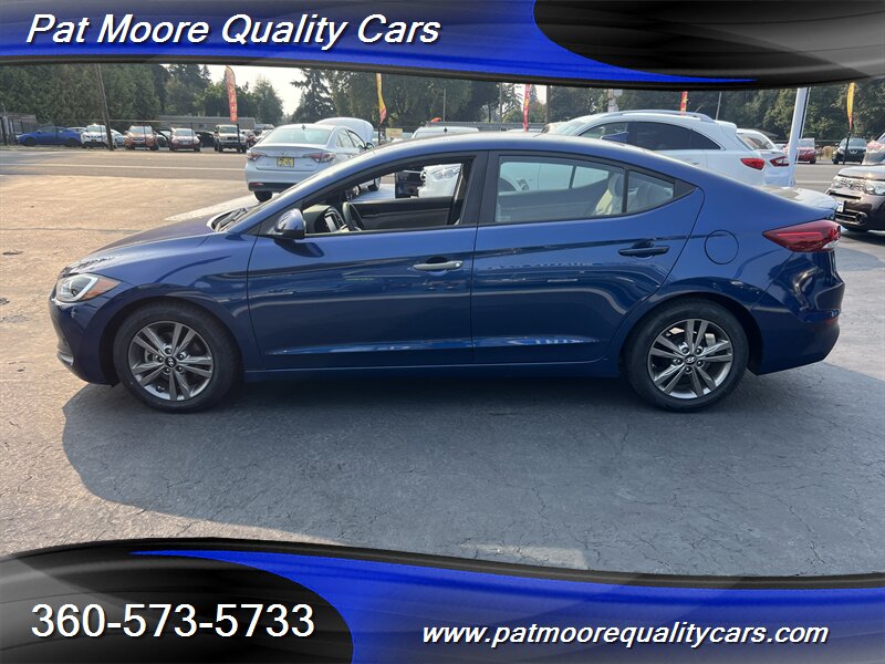 2017 Hyundai ELANTRA SE - Photo 2 - Vancouver, WA 98686