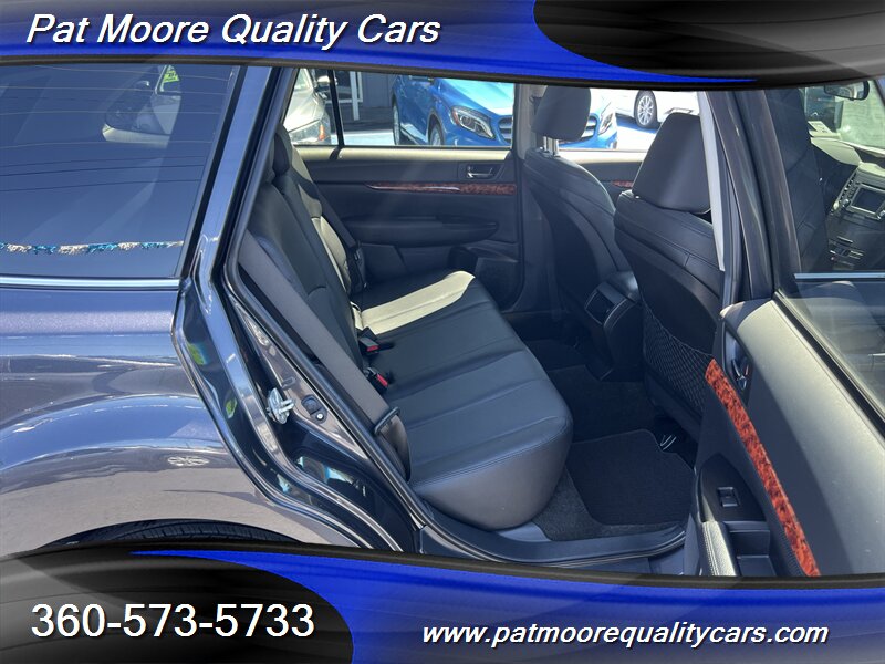 2012 Subaru Outback 2.5i Limited - Photo 12 - Vancouver, WA 98686