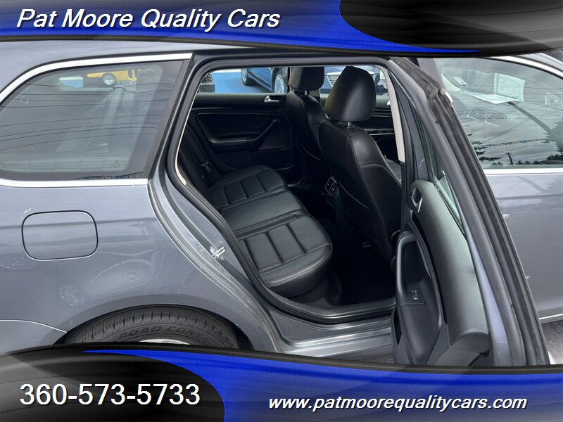 2014 Volkswagen Jetta SportWagen TDI - Photo 12 - Vancouver, WA 98686