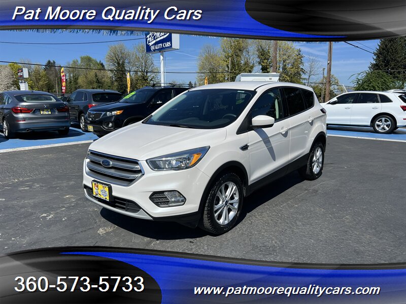 2017 Ford Escape SE   - Photo 1 - Vancouver, WA 98686