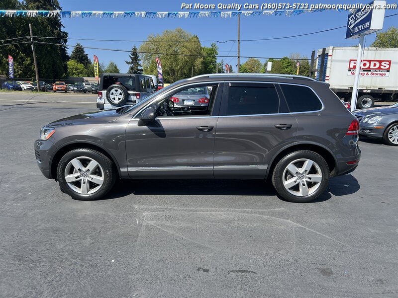 2012 Volkswagen Touareg TDI Sport  