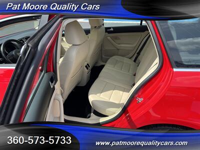2014 Volkswagen Jetta SportWagen TDI   - Photo 10 - Vancouver, WA 98686