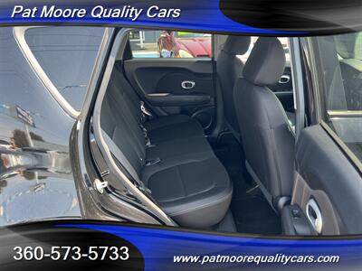 2016 Kia Soul   - Photo 12 - Vancouver, WA 98686