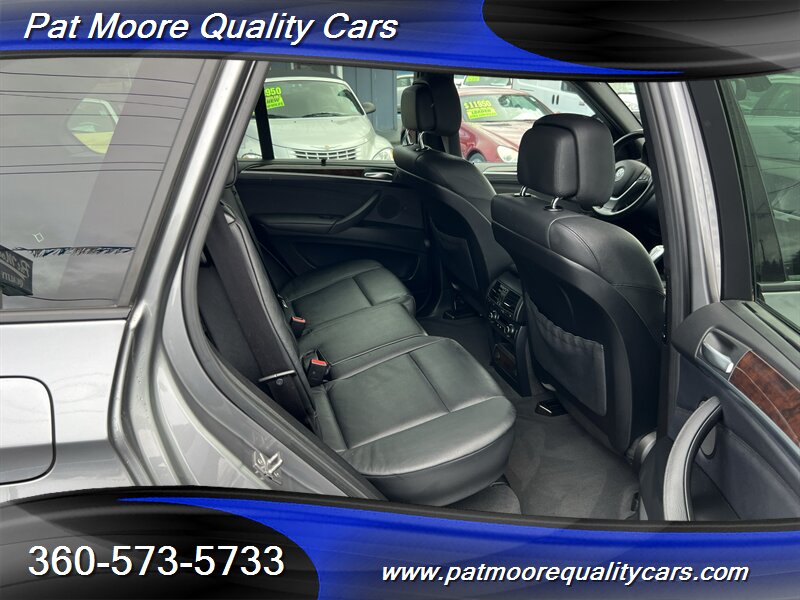 2011 BMW X5 xDrive35i AWD Excellent Loaded Low miles 116k mi. - Photo 14 - Vancouver, WA 98686